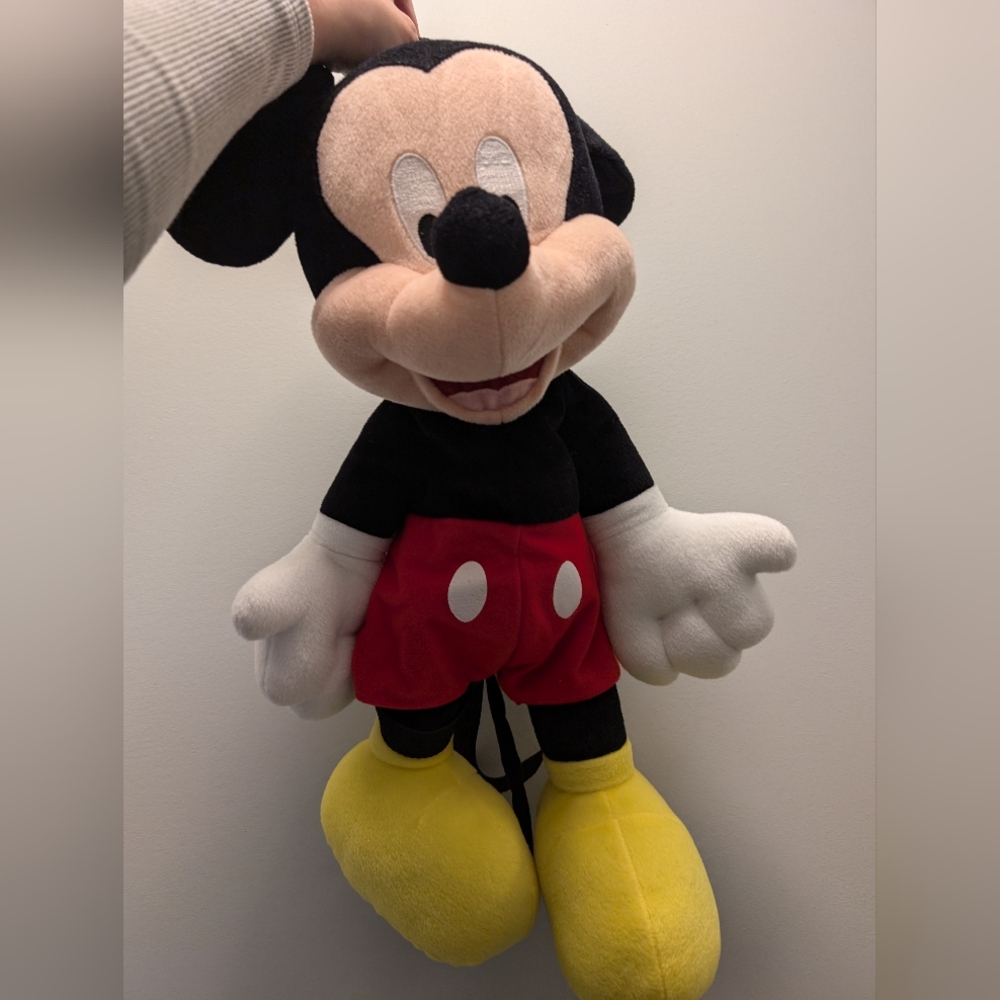Disney Mickey Mouse backpack /plush *